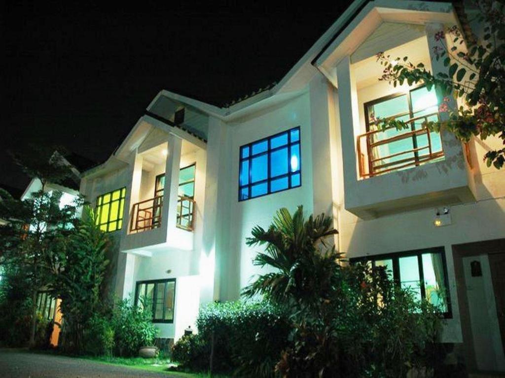 Chayada Garden House And Resort Hotel Nakhon Ratchasima Luaran gambar