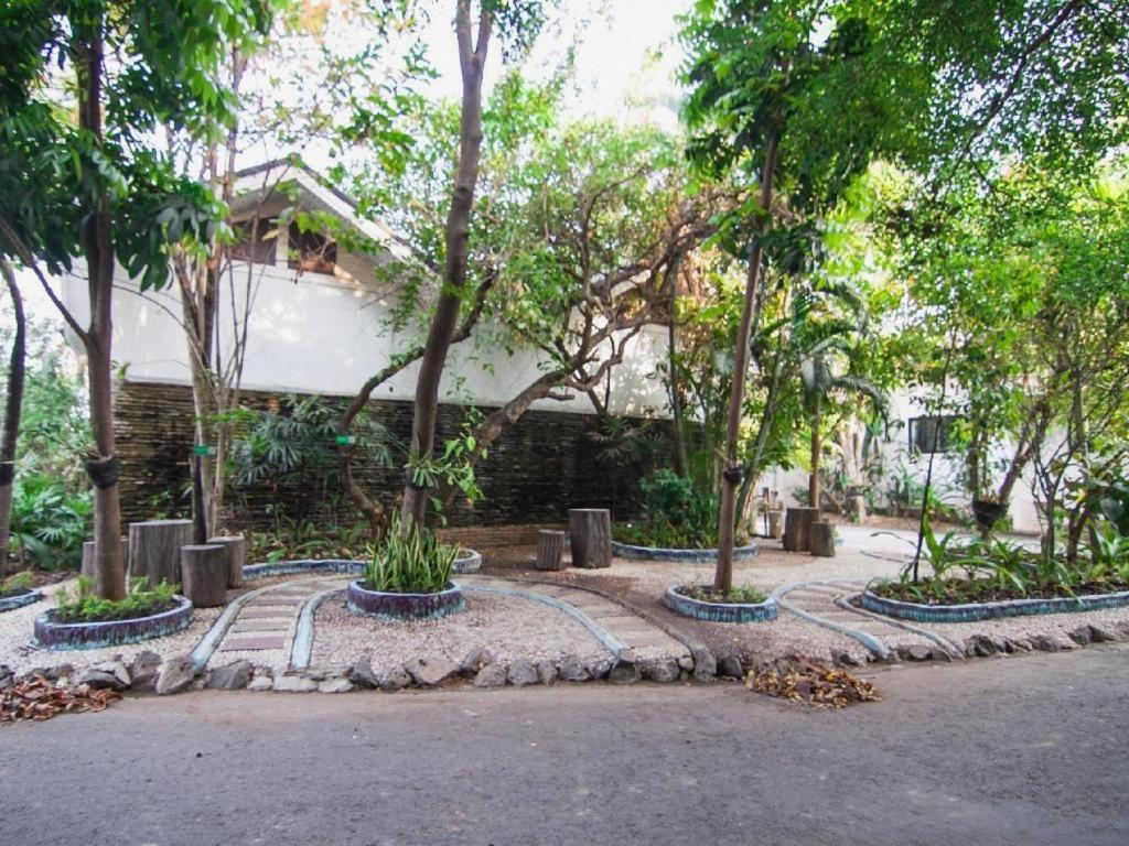 Chayada Garden House And Resort Hotel Nakhon Ratchasima Luaran gambar